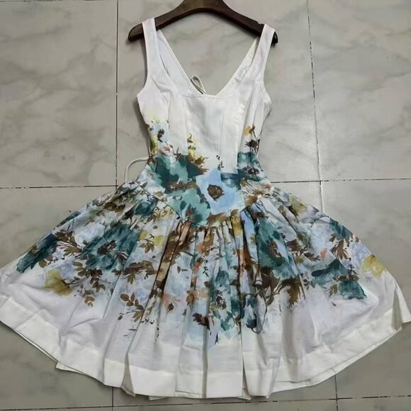 Zimmerman Floral Romper - Picture 4 of 6